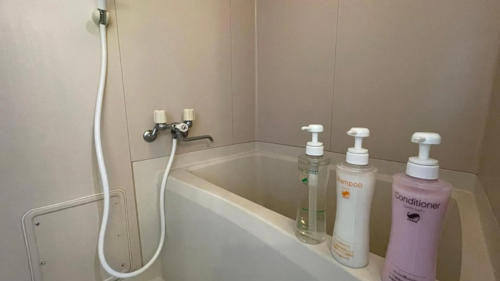 Apartment Sakura Sands Hotel Shinsaibashi - Vacation Stay 97967V Osaka